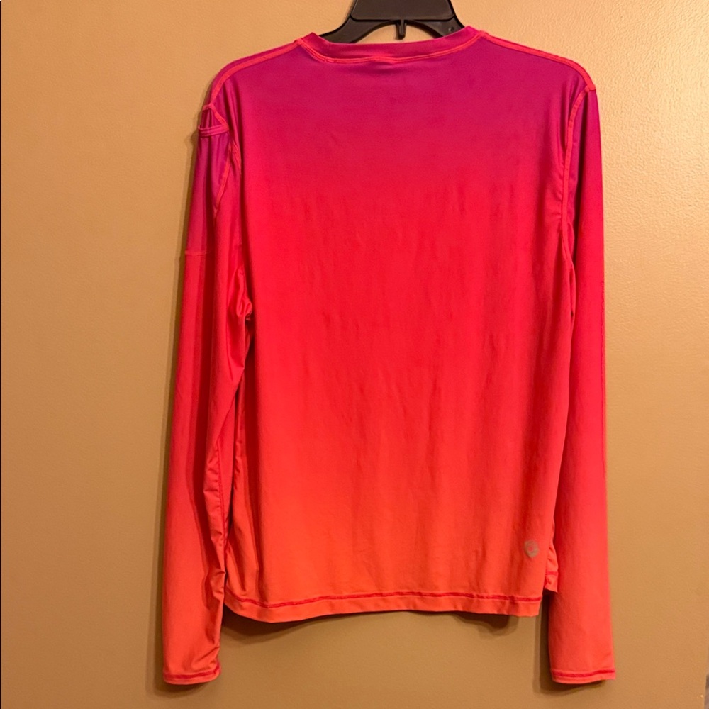 Vibrant Long Sleeve Gradient Top - Picture 2 of 4